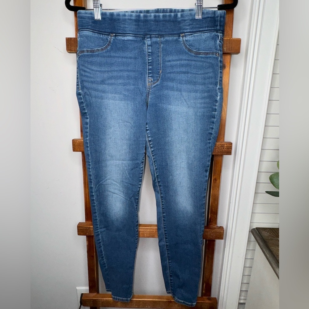 Old Navy Rockstar Jeggings - Picture 2 of 5